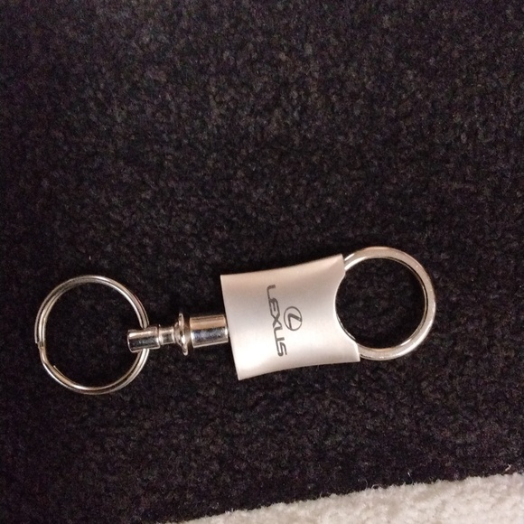 Lexus Silver Keychain Accessory - Picture 4 of 4